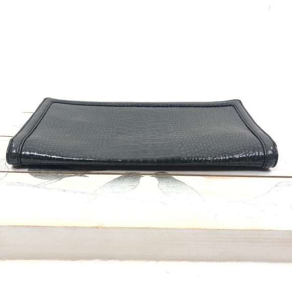 Banana Republic Lg Patent Croc Embossed Clutch - Picture 6 of 8